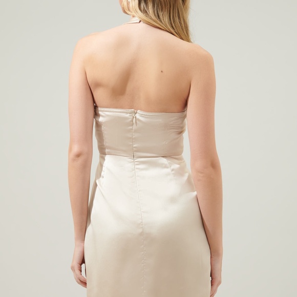 SUGARLIPS ✨NEW✨ Bachata Satin Asymmetrical Halter Mini Dress - Large - NWT - Picture 3 of 3